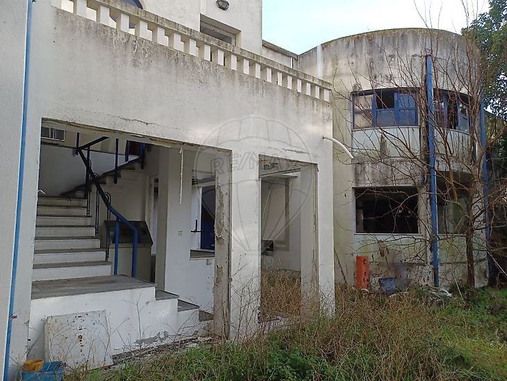 Industrial à venda em Amadora